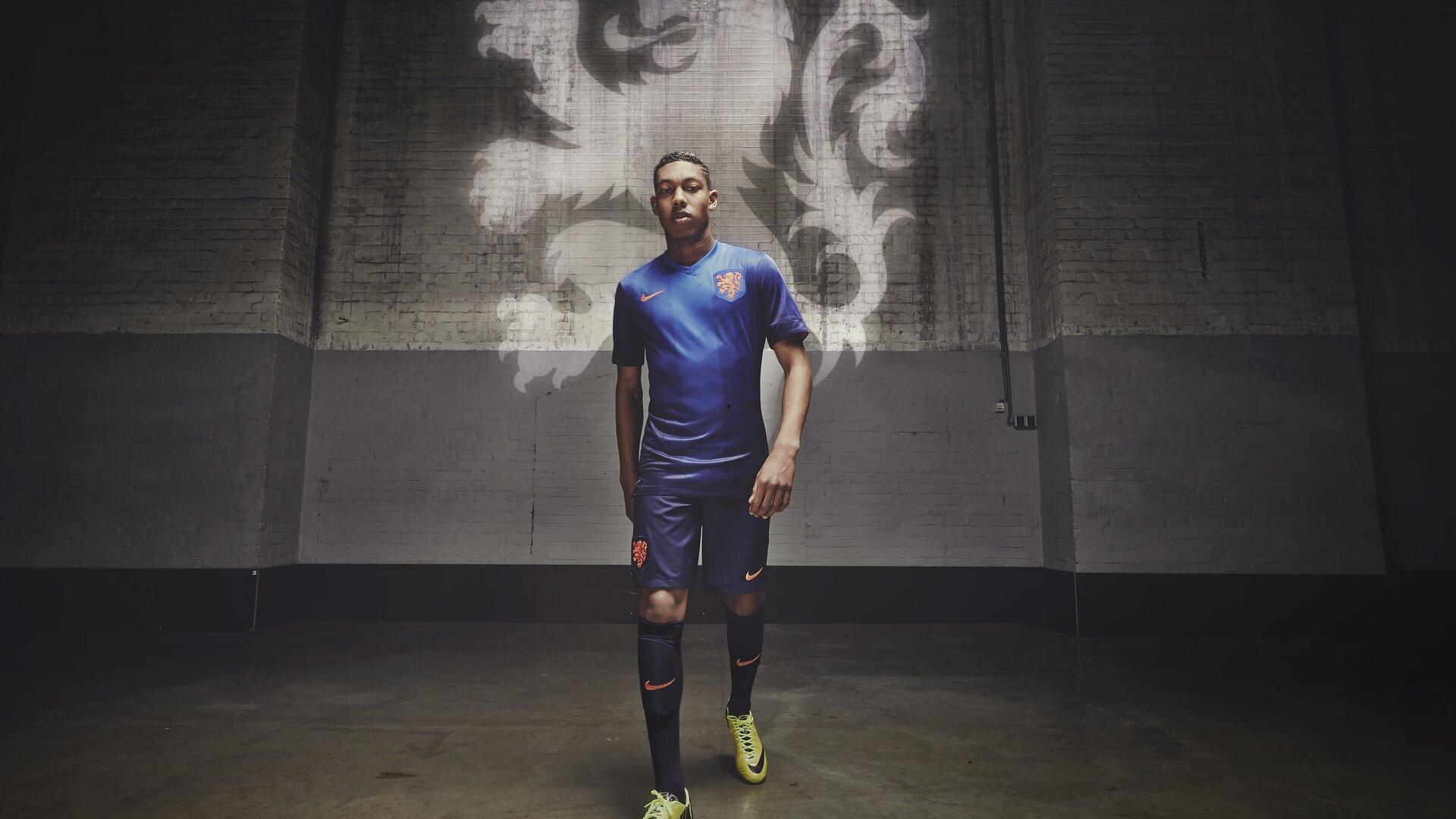 尼克斯宣布管理层重大调整，正式解雇米尔斯，全力追逐猛龙冠军经理重塑未来